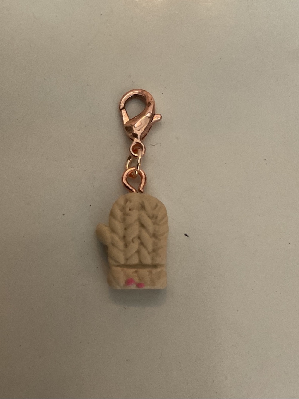 Beige Knit Mitten Charm with Rose Gold Clasp - Women's Key & Card Accessory